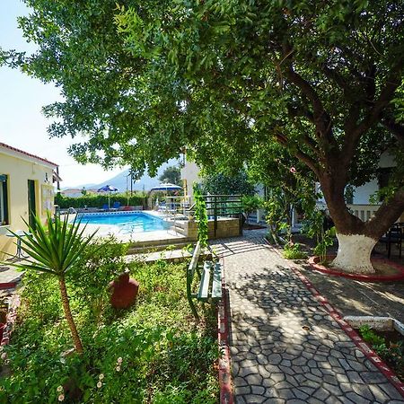 Albatross Apart otel Marathókampos Dış mekan fotoğraf